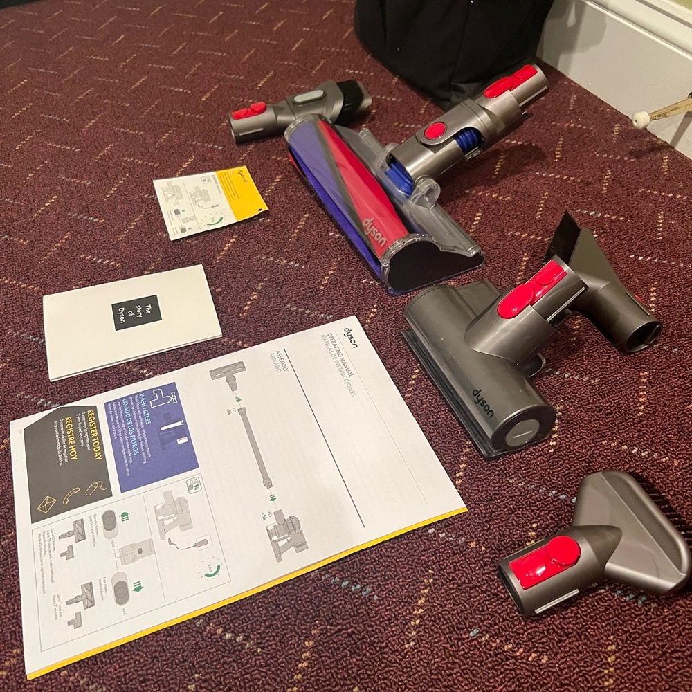Dyson V8 Accessories